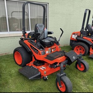 Cortadora de Césped Kubota Zero Turn con Diseño de Asiento Ergonómico - Product Image 6