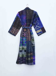 Veste Kantha en patchwork de soie faite à la main, style kimono japonais, vêtement de plage bohème, hiver, multicolore, ceinture à nouer - Product Image 5