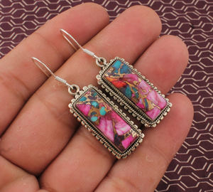 Pendientes de piedras preciosas rectangulares hechos a mano, Pendientes colgantes bohemios de Plata de Ley 925 con incrustaciones de turquesa rosa y cobre - Product Image 3