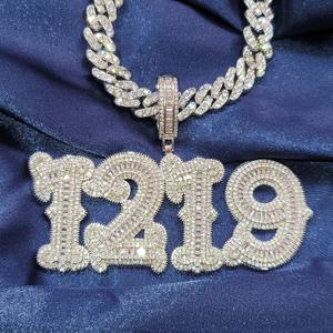 Nouveauté Collier avec pendentif personnalisé en argent 925 plaqué or avec diamant moissanite taille baguette VVS pour homme à bas prix - Product Image 6