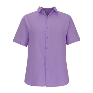 Camisa de manga corta informal de color púrpura claro sólido de 100% algodón para hombre con diseño OEM hecho a medida con cuello vuelto - Product Image 1