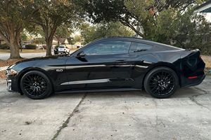 2023 MUS-TANG GT Coupe USED LOW Mileage Sound Engine AUTOMATIC Transmission <b>Panoramic</b> Sunroof LED Headlights Ready to Ship - Product Image 4