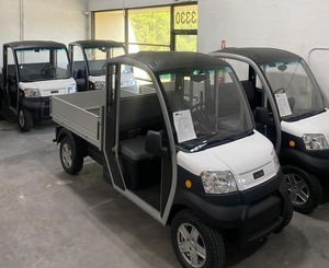 2024 Classique 4-Pro Haute Performance 4 Places Golf Cart Nouveau et scellé 100% Outil utilitaire électrique 30-50 Km/h 90km d'autonomie en vente - Product Image 2