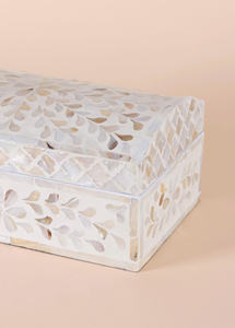 Boîte à bijoux rectangulaire avec couvercle en nacre, boîte cadeau blanche naturelle, vente en gros au Vietnam. - Product Image 4