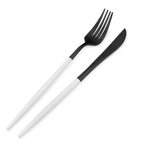 Juego de cubiertos de cuchillo Tenedor de cuchara de Color dorado de latón con asas de diseño en blanco y negro de acero espejado para uso en la cena Juego de cubiertos - Product Image 4