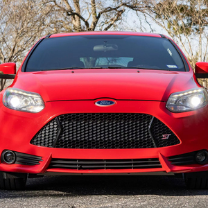 Ford Focus ST 2013 Usado, Sin Reserva, Transmisión Manual de 6 Velocidades, Paquete ST3, Mayormente sin Modificaciones - Product Image 1