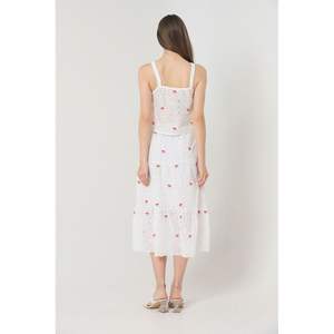 Collection de jupes longues brodées florales élégantes en gros - Product Image 1