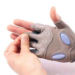 Logotipo personalizado medio dedo deportes gimnasio guantes de entrenamiento con muñequera para gimnasio entrenamiento levantamiento de pesas GUANTES DE Fitness - Product Image 5