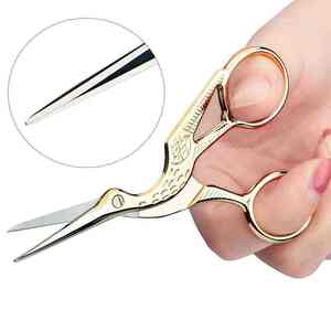 Ciseaux à cuticules en acier inoxydable doré, style vintage, lame droite, pour soins de beauté, haute qualité, durables, prix de gros - Product Image 2