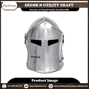 หมวกกันน็อคหุ้มเกราะแบบดั้งเดิมยุคกลางที่มีคุณภาพสูงทำด้วยมือทองเหลืองสลักลายการต่อสู้พร้อมพิมพ์แบบกำหนดเองราคาดีที่สุด - Product Image 6