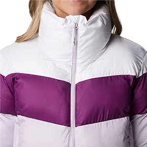 Veste matelassée pour femme avec logo personnalisé, respirante, imperméable, en nylon/polyester, à capuche, 320g, pour usage extérieur en hiver, tricotée - Product Image 4