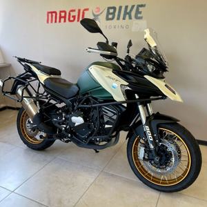 Motocyclettes de tourisme QJ SRT 800 SX - Product Image 1