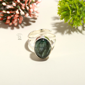 แหวนเงินแท้925งดงามอัญมณี seraphinite ทำด้วยมือและออกแบบด้วยความระมัดระวังแหวนโบราณที่ทันสมัยสำหรับผู้หญิง - Product Image 4