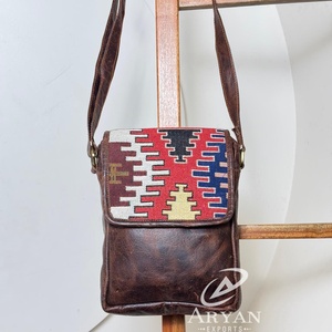 Lujo tejido a mano Jacquard Kilim Flap con audaz Tribal y patrón étnico bolsos para mujeres bolsos cruzados con correa ajustable - Product Image 1