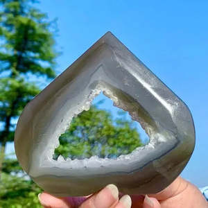 Cristal de Ágata Natural de 142G con Certificación de Calidad AAA+, Tallado a Mano en Forma de Corazón, Gema Curativa, Gem171 - Product Image 1