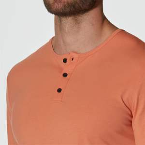 OEM personalizado hombres Henley suave y cómoda camisa manga larga para ropa casual 100% algodón Henley camisetas - Product Image 2