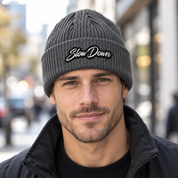 Bonnet tricoté personnalisé brodé à chaud, avec appliqué brodé, chaud pour l'hiver, pour le ski, à revers côtelé, tendance, pour la course et le sport