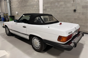 USED READY TO DRIVE - LEFT-HAND DRIVE | RIGHT HAND DRIVE | 1987 MERCEDESS-BENZZ 560SLLL LWD - Product Image 2