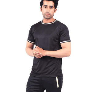 Derniers ensembles de survêtements d'été en polyester 100% pour hommes, ensembles de t-shirts et de pantalons slim pour hommes à vendre - Product Image 5