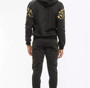 Chándal de invierno para hombre 2021 al por mayor, con capucha, ajustado, con cremallera, bordado, color y talla personalizados, diseño de patchwork - Product Image 3