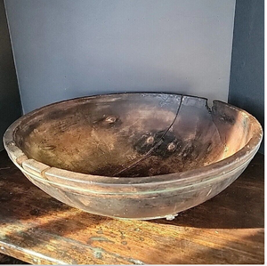 Cuenco de pan tallado a mano Natural largo con decoración de bosque, proveedor indio de madera de olivo, cuenco para servir masa, precio barato al por mayor para uso alimentario - Product Image 5