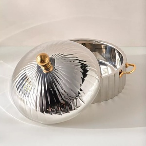 Olla de Acero Inoxidable Moderna de Alta Calidad con Tapa, Calentador de Alimentos Ecológico para Uso en el Hogar y Restaurantes, Apto para Gas e Inducción - Product Image 3