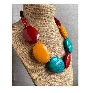 Collier de belles perles en résine faites à la main modèle de pierres en résine indien collier en bois de résine en gros pour la vente en gros - Product Image 3