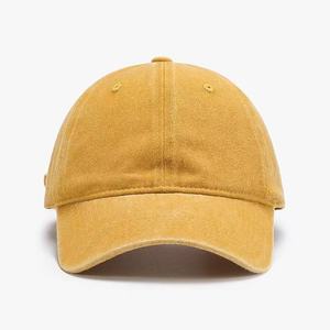 Gorra de béisbol unisex de estilo retro, lavable para todas las estaciones, versátil y transpirable, hecha en Vietnam, con bordado personalizable. - Product Image 3