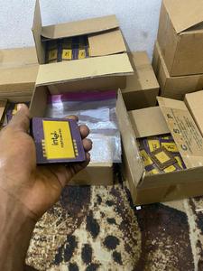 Chatarra de cerámica de CPU en venta en Roma - Product Image 5