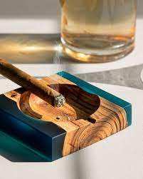 Cenicero de cigarros de resina de madera de lujo moderno hecho a mano de la mejor calidad para el hogar Hotel restaurante uso tamaño y forma personalizados indio - Product Image 6