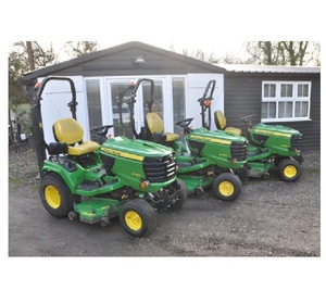 Tondeuse compacte John Deere X940 à vendre avec moteur de 24 chevaux, plateau de coupe de qualité commerciale et performances de coupe fiables - Product Image 6