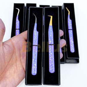 Pinzas de pestañas de precisión personalizables con puntas de fibra fina Aplicación de volumen Estilos puntiagudos curvos para uso de extensión de pestañas - Product Image 6