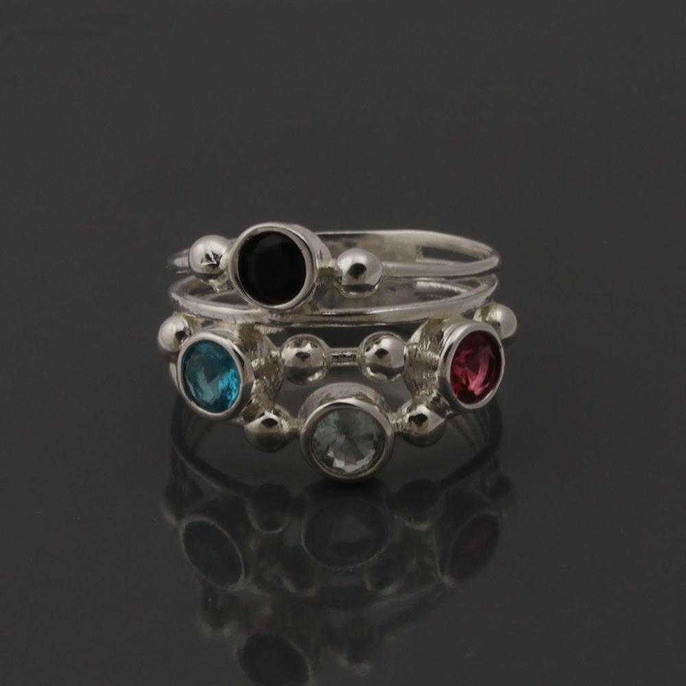 ดำ, ชมพู, ฟ้า, เขียว