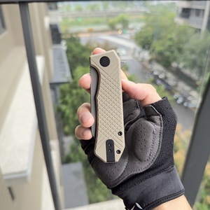 Cree su propia marca de cuchillos Cuchillo plegable táctico Patrón de diamante Mango G10 Con su diseño individual en MOQ bajo - Product Image 4