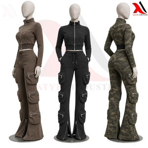 Ensemble 2 pièces pour femme ATYPE INDUSTRY, très demandé, avec crop top à capuche et pantalon cargo à fermeture éclair, couleur unie, tenue de sport décontractée - Product Image 6