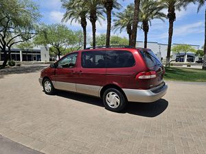 Toyota Sienna XLE 2001 en Excelente Estado - Product Image 5