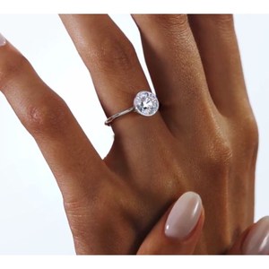 Anillo solitario de diamante de corte redondo de oro macizo de 10K, anillo de boda o compromiso de diamante cultivado en laboratorio, símbolo de amor - Product Image 6