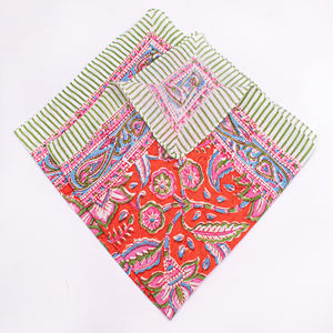 Pañuelo Cuadrado de Algodón con Estampado Floral, Pañuelo Promocional para la Cabeza, Cubre Cuello y Cara, Transpirable, Ecológico, con Lazos para Atar, Personalizado - Product Image 2