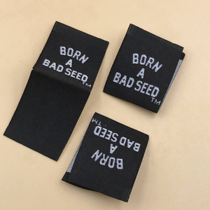 Étiquettes de vêtements sur mesure fabriquées en usine Logo tissé Etiquette imprimée en soie satinée Logo tissé personnalisable en cuir de coton - Product Image 3