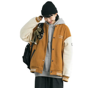 Chaqueta Bomber Varsity para hombre, cuello redondo, Mangas de cuero, logotipo personalizado, parche bordado, lona, ajuste holgado, técnicas teñidas lisas, venta al por mayor - Product Image 4