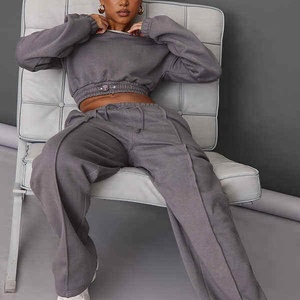 Conjunto de pantalón y sudadera de manga larga informal con logotipo personalizado al por mayor, pantalones de mujer de algodón 100%, chándales, conjunto de suéter de punto de 2 piezas - Product Image 5