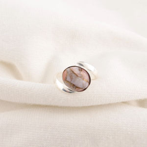 Belle bague en opale rose et cuivre, argent sterling 925, pierre précieuse ovale de 10x14 mm, bijou artisanal, cadeau d'anniversaire pour femme - Product Image 3