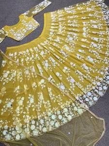 Bướm Net Ấn Độ Cho Phụ Nữ Sẵn Sàng Để Mặc Đảng Wedding Mặc Choli Vàng Lehenga Cho Phụ Nữ Sản Phẩm Làm Bằng Tay - Product Image 5