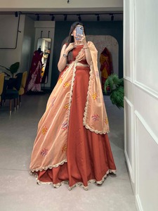 Dernier Designer Viscose Coton Soie Chanderi Imprimé Lehenga Choli Par Fab Zone - Product Image 3