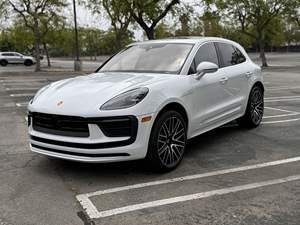 Porsche Macan 2024 Usado en Perfectas Condiciones - Product Image 2