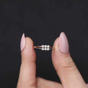 Bague de fiançailles en diamant de laboratoire, design classique à deux branches, argent sterling et or, clarté VS1, collection de bijoux fins - Product Image 6