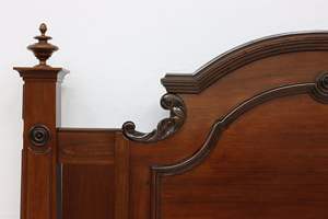 Victorian Sleigh King Bed With Antique Style Made Of Mahogany Wood - Product Image 4