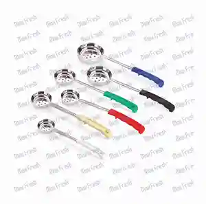 Maxfresh Controlador de porciones perforadas Cuchara de porciones sólidas para medir y servir con mango largo - Product Image 1