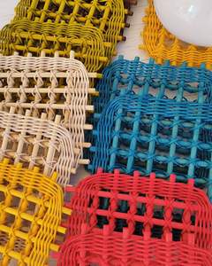 จานรองแก้วที่น่าสนใจหวายสีสันสดใสจากธรรมชาติที่ทําด้วยมือเป็นมิตรกับสิ่งแวดล้อมสําหรับตกแต่งงานปาร์ตี้และงานแต่งงานในเวียดนาม - Product Image 6