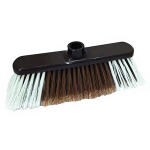 Escoba de Plástico Resistente con Cerdas Suaves para Pisos, Nueva Escoba Manual para Limpieza del Hogar y Jardín - Product Image 1